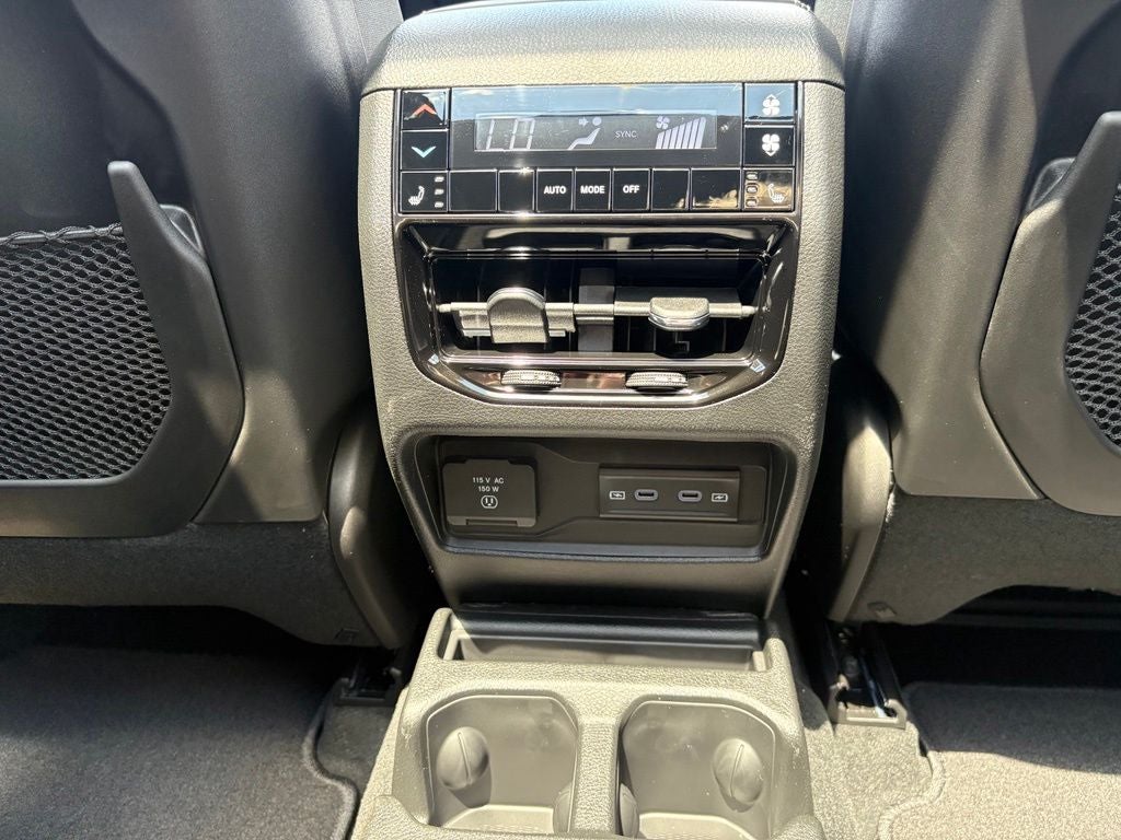2026 Jeep Grand Cherokee GRAND CHEROKEE L LIMITED RESERVE 4X4