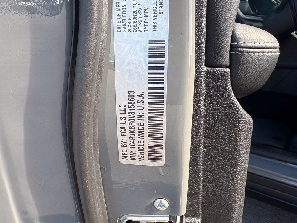 2027 Jeep Grand Cherokee GRAND CHEROKEE L LIMITED 4X4