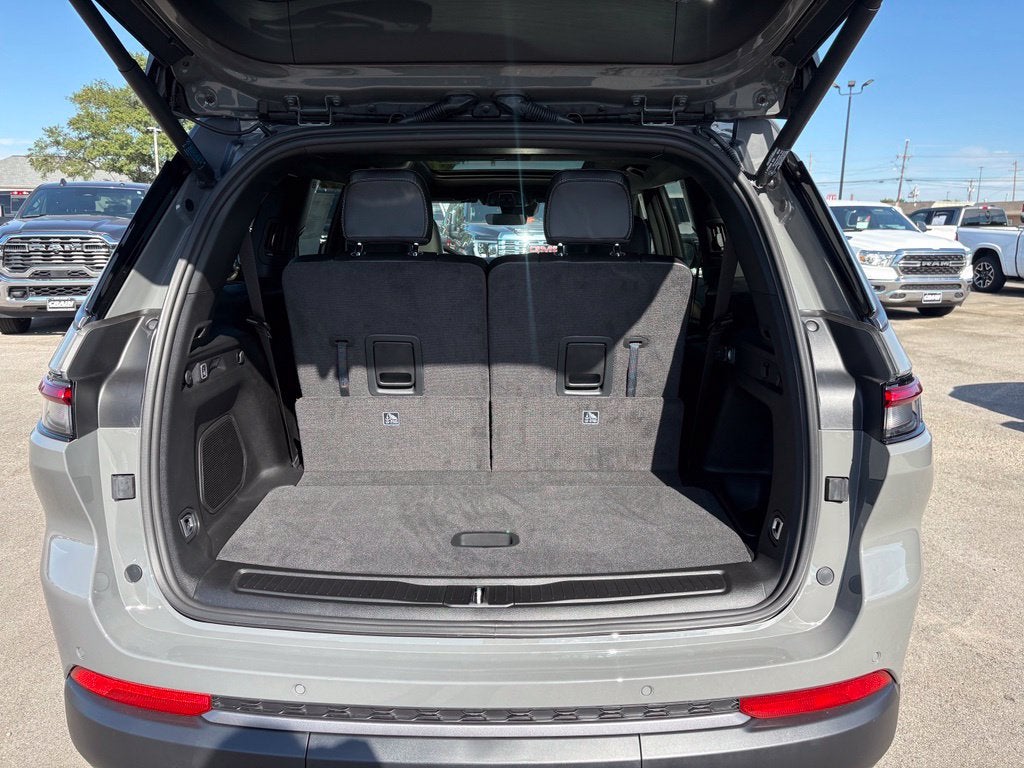 2027 Jeep Grand Cherokee GRAND CHEROKEE L LIMITED 4X4