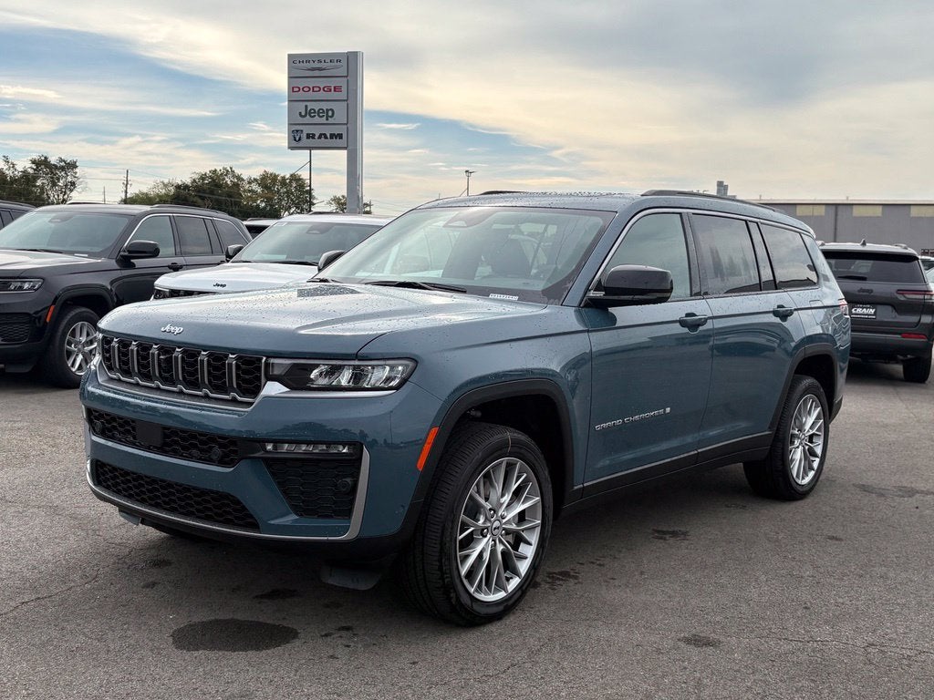 2027 Jeep Grand Cherokee GRAND CHEROKEE L LIMITED 4X4