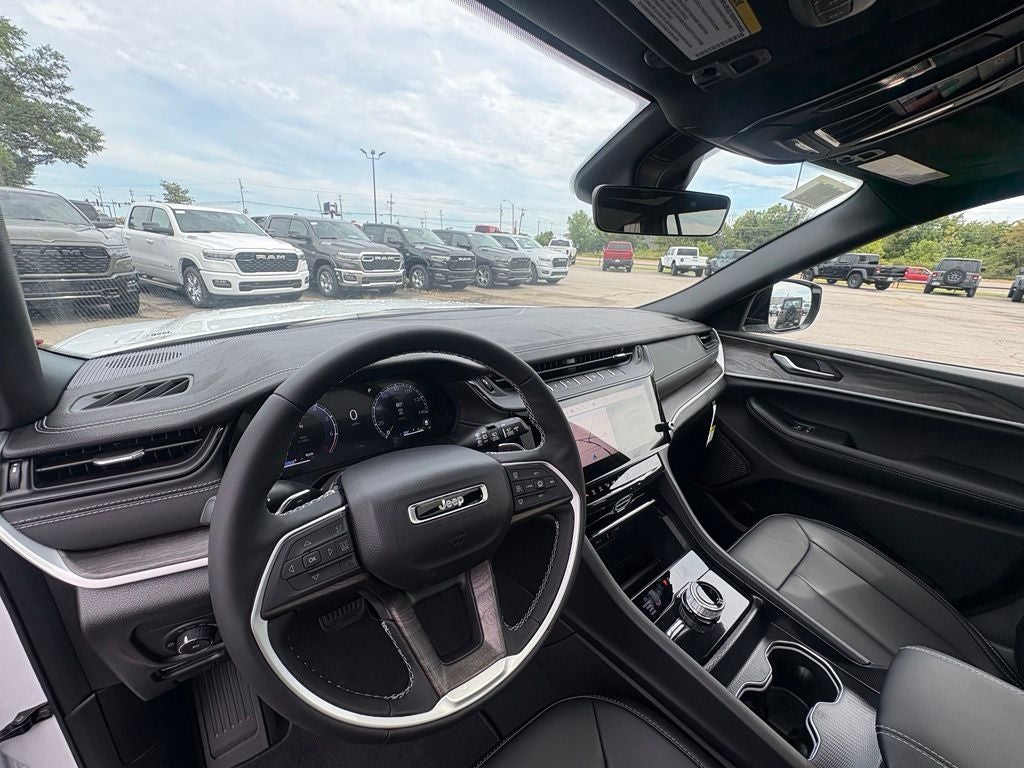 2026 Jeep Grand Cherokee GRAND CHEROKEE L LIMITED 4X4