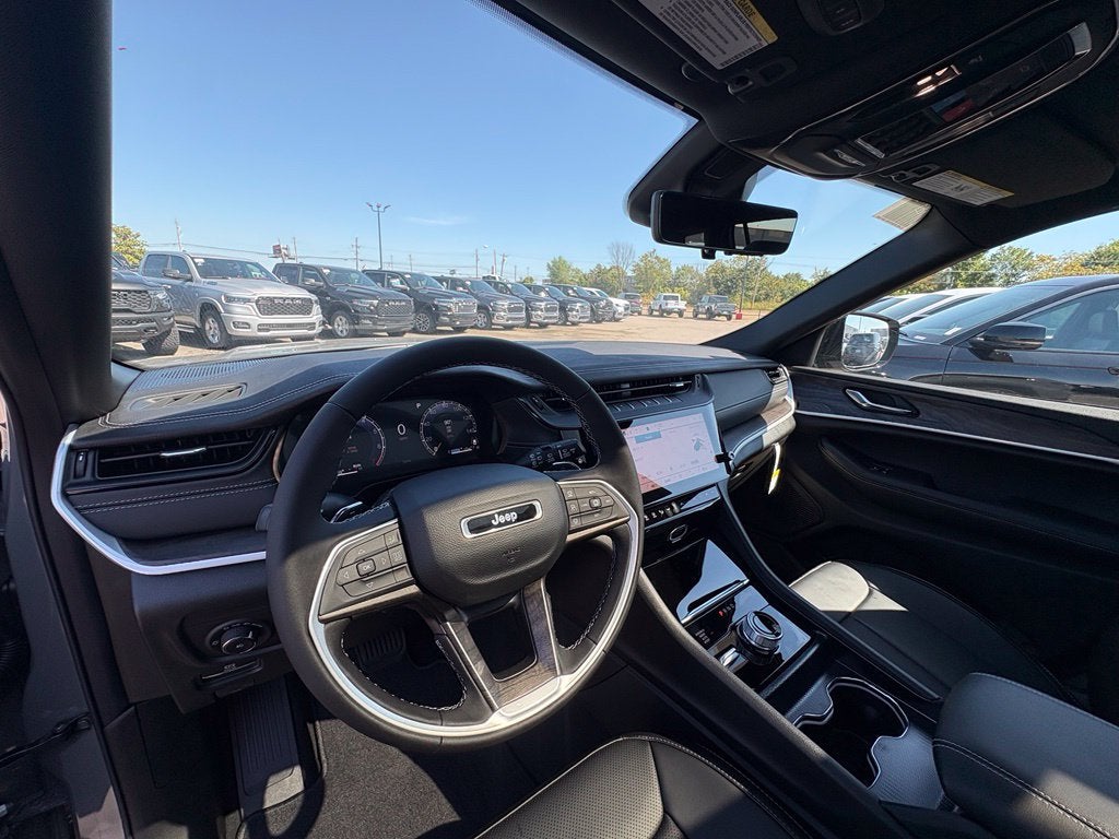 2027 Jeep Grand Cherokee Limited