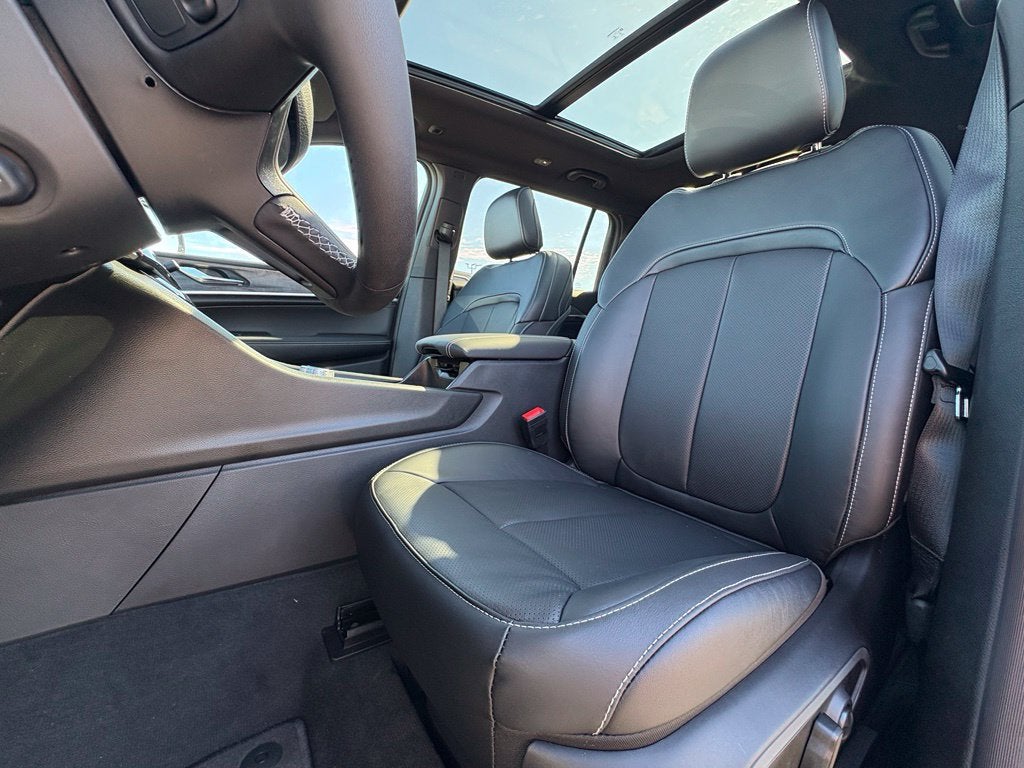 2027 Jeep Grand Cherokee GRAND CHEROKEE L LIMITED RESERVE 4X4
