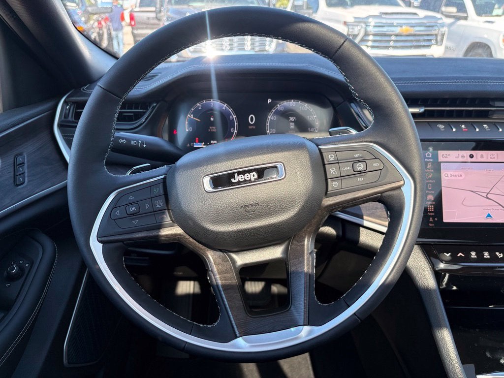 2027 Jeep Grand Cherokee GRAND CHEROKEE L LIMITED RESERVE 4X4