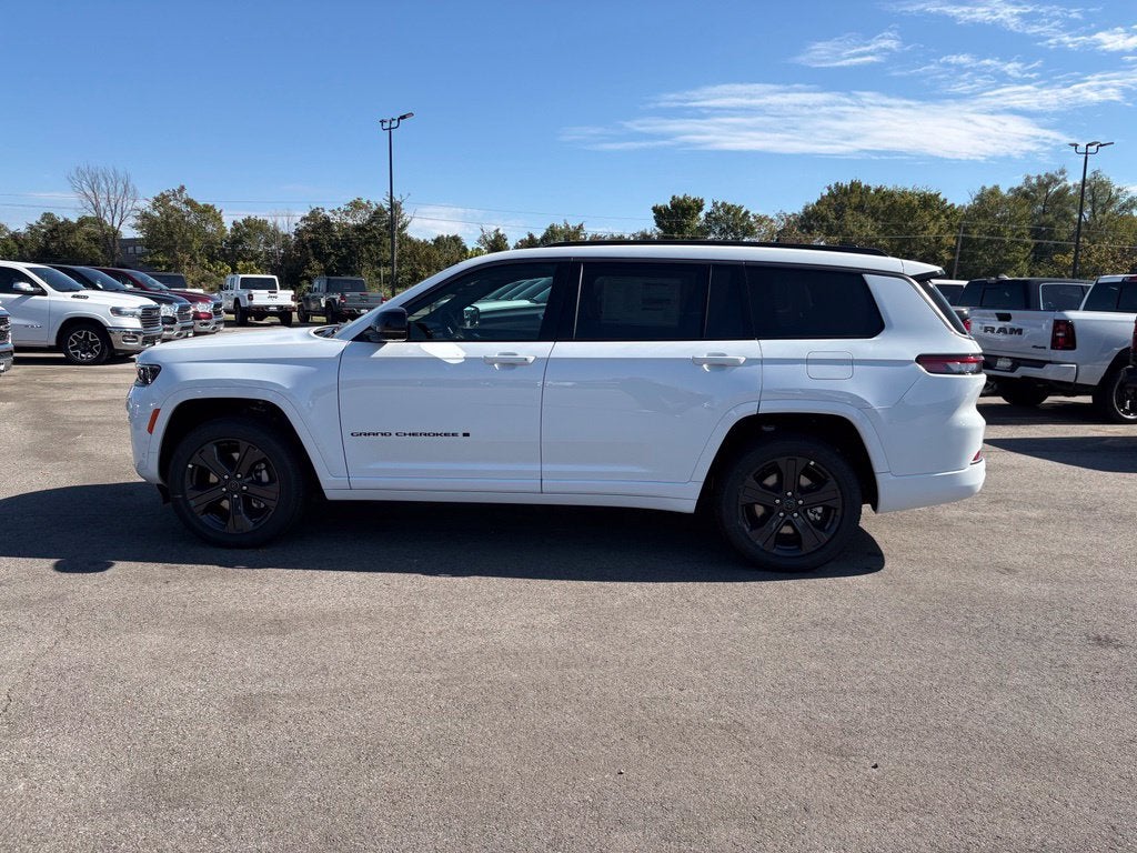 2027 Jeep Grand Cherokee GRAND CHEROKEE L LIMITED RESERVE 4X4