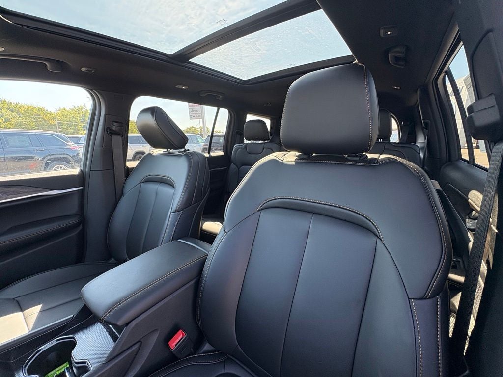 2026 Jeep Grand Cherokee GRAND CHEROKEE L 85TH ANNIVERSARY EDITION 4X4