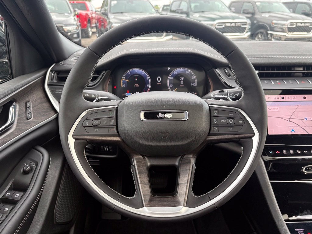 2027 Jeep Grand Cherokee GRAND CHEROKEE L LIMITED 4X4
