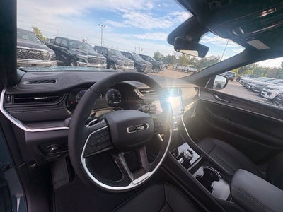 2027 Jeep Grand Cherokee GRAND CHEROKEE L LIMITED 4X4
