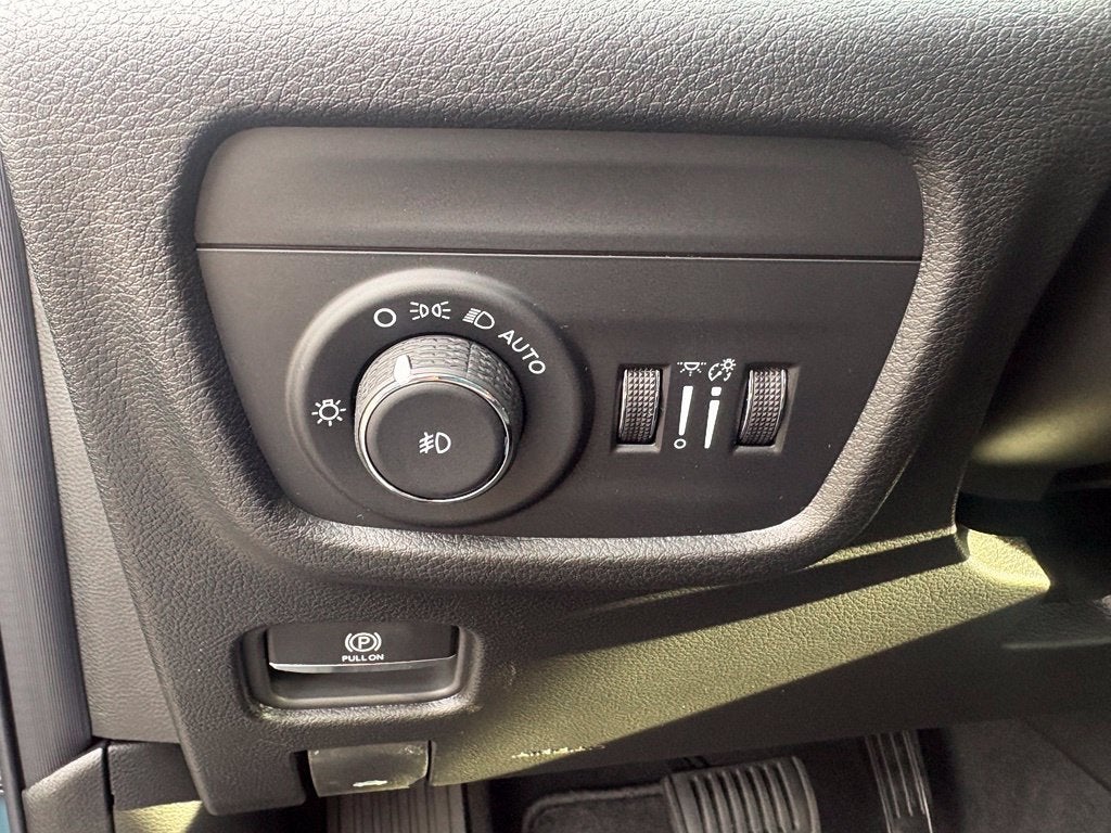 2027 Jeep Grand Cherokee GRAND CHEROKEE L LIMITED 4X4