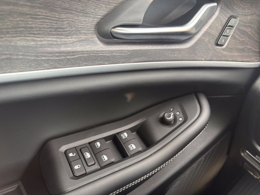 2027 Jeep Grand Cherokee GRAND CHEROKEE L LIMITED 4X4