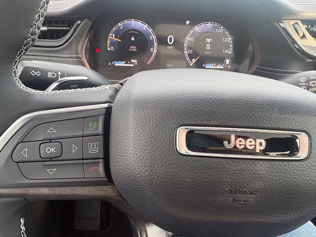 2027 Jeep Grand Cherokee GRAND CHEROKEE L LIMITED 4X4