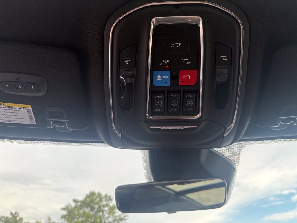 2027 Jeep Grand Cherokee GRAND CHEROKEE L LIMITED 4X4