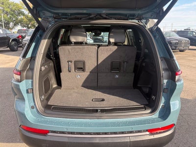 2027 Jeep Grand Cherokee GRAND CHEROKEE L LIMITED 4X4