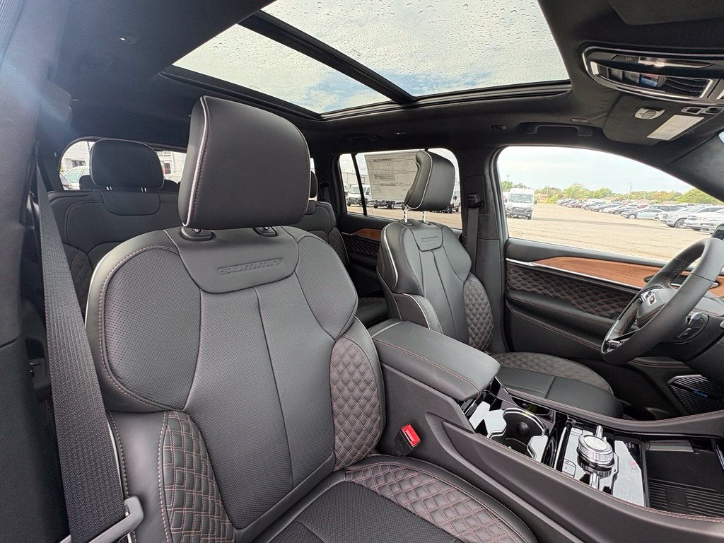 2027 Jeep Grand Cherokee GRAND CHEROKEE L SUMMIT 4X4
