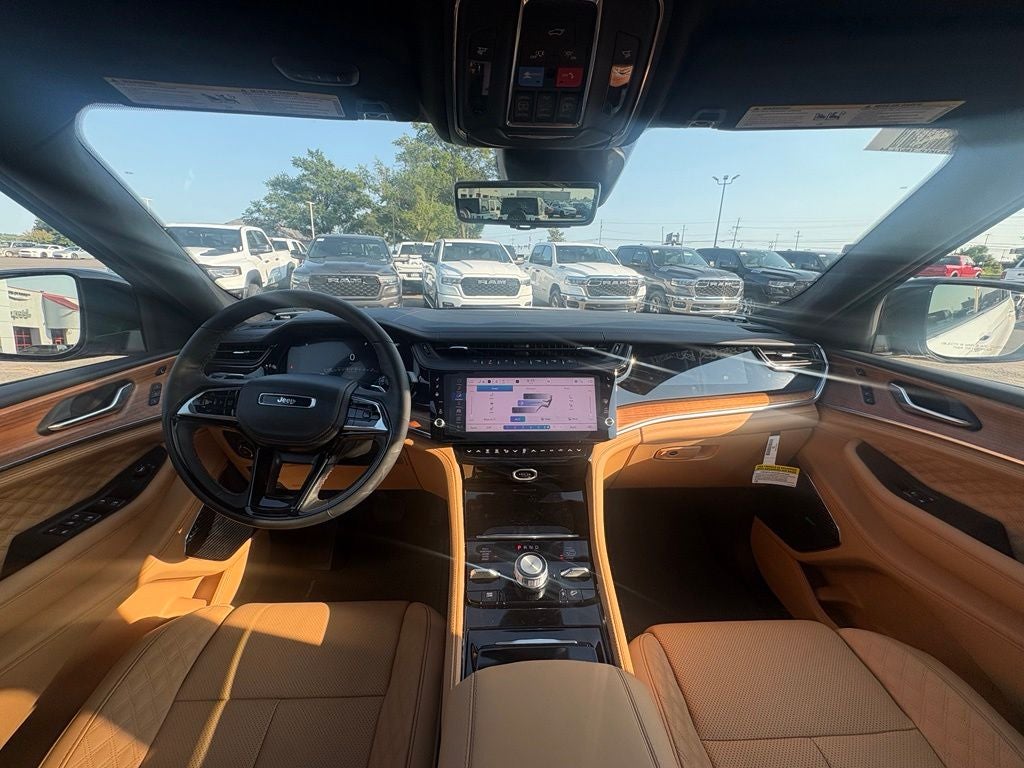 2026 Jeep Grand Cherokee GRAND CHEROKEE L SUMMIT 4X4