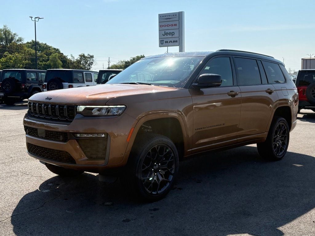 2026 Jeep Grand Cherokee GRAND CHEROKEE L SUMMIT 4X4