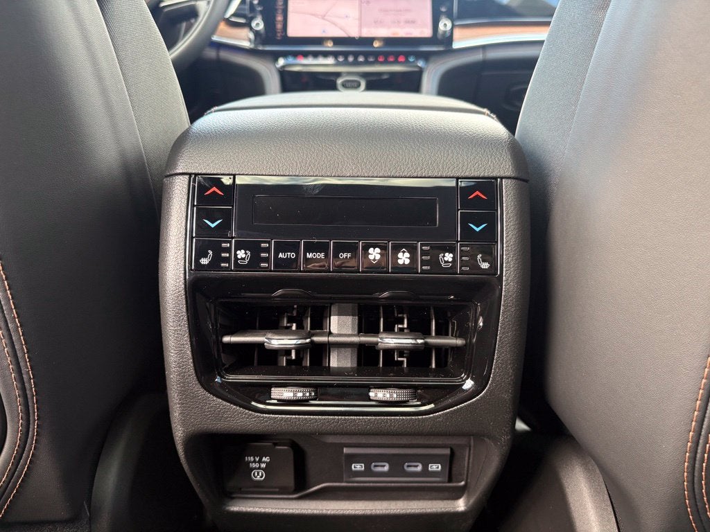 2027 Jeep Grand Cherokee GRAND CHEROKEE L SUMMIT 4X4