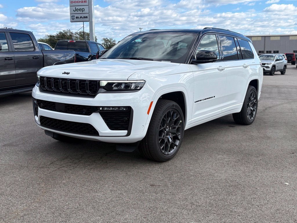 2027 Jeep Grand Cherokee GRAND CHEROKEE L SUMMIT 4X4