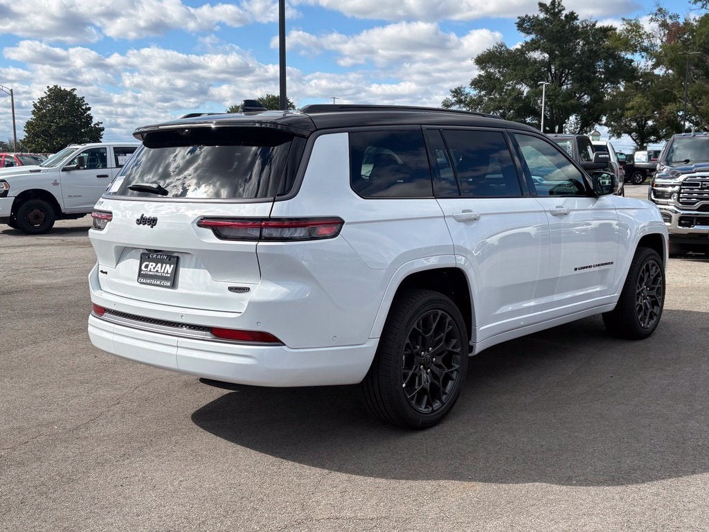 2027 Jeep Grand Cherokee GRAND CHEROKEE L SUMMIT 4X4