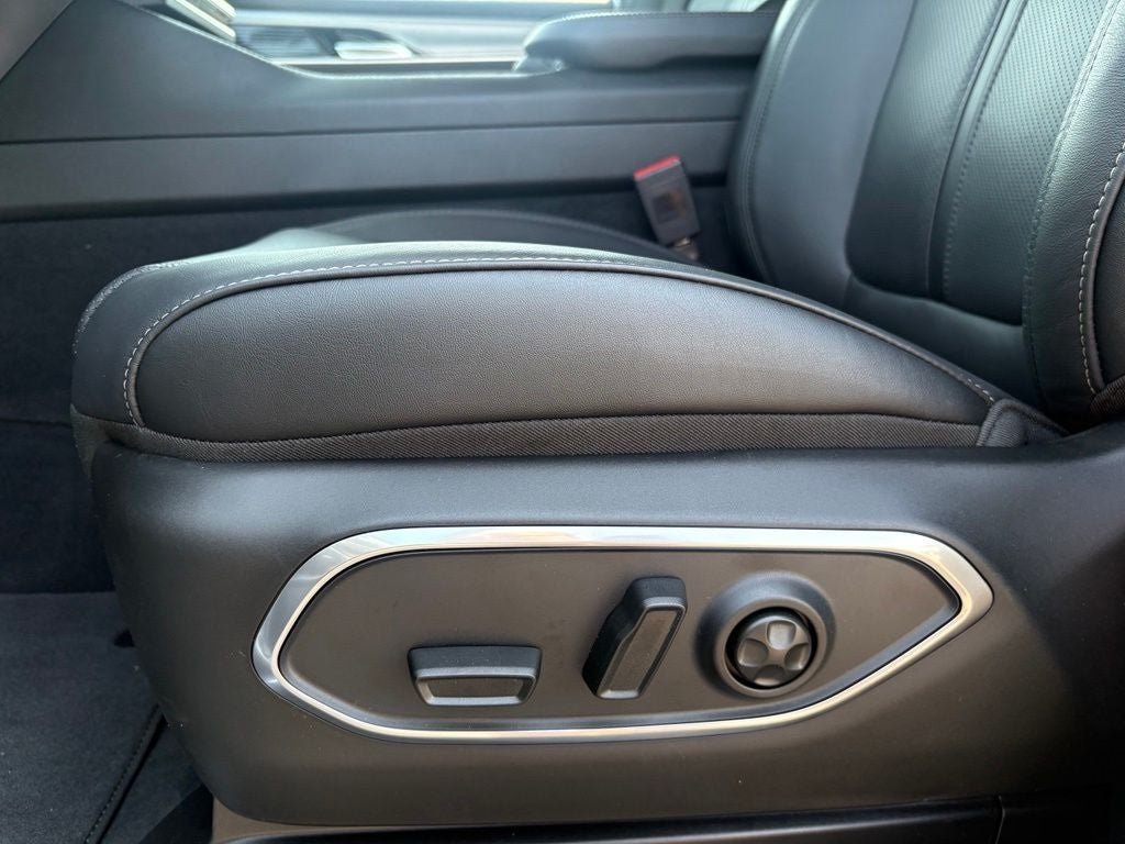 2026 Jeep Grand Wagoneer L GRAND WAGONEER L LIMITED RESERVE 4X4