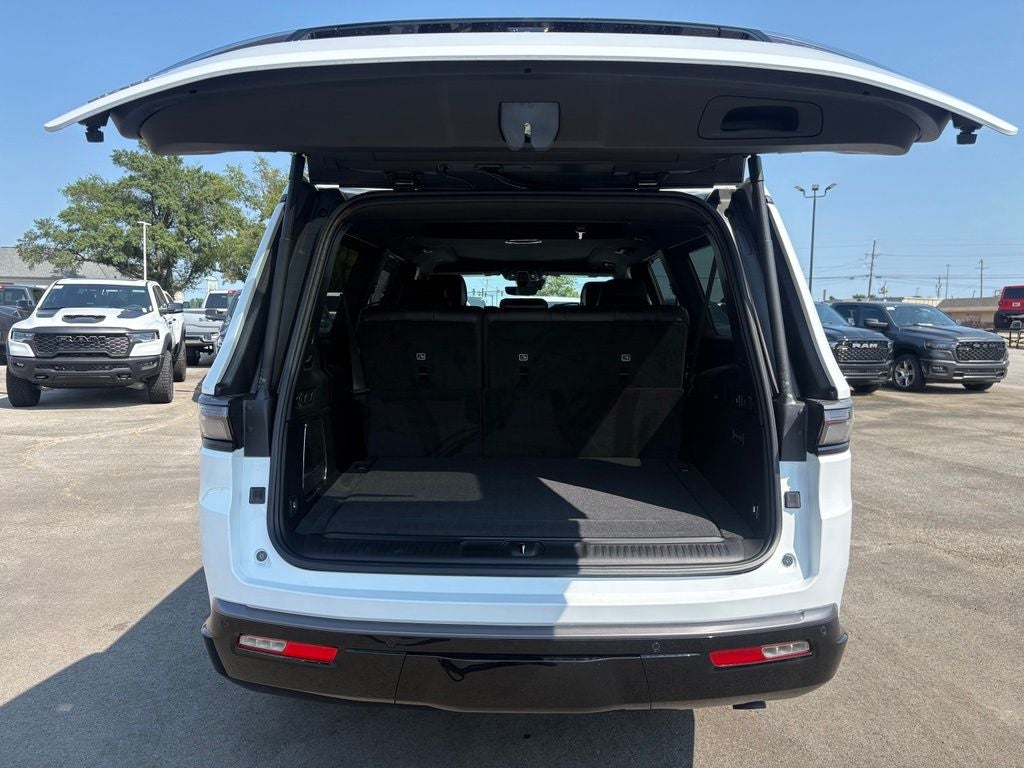 2026 Jeep Grand Wagoneer L GRAND WAGONEER L LIMITED RESERVE 4X4