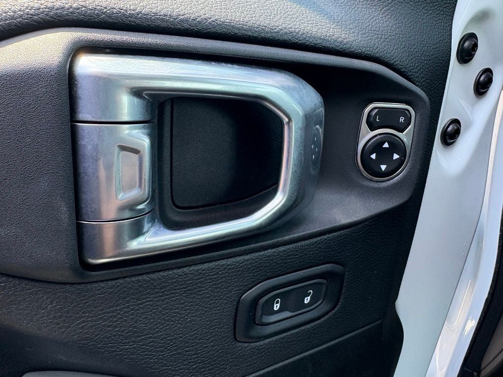 2025 Jeep Gladiator Mojave X