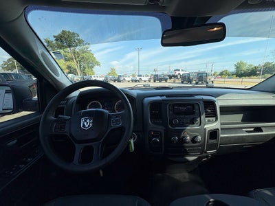 2019 RAM 1500 Classic Tradesman Quad Cab 4x2 6'4' Box
