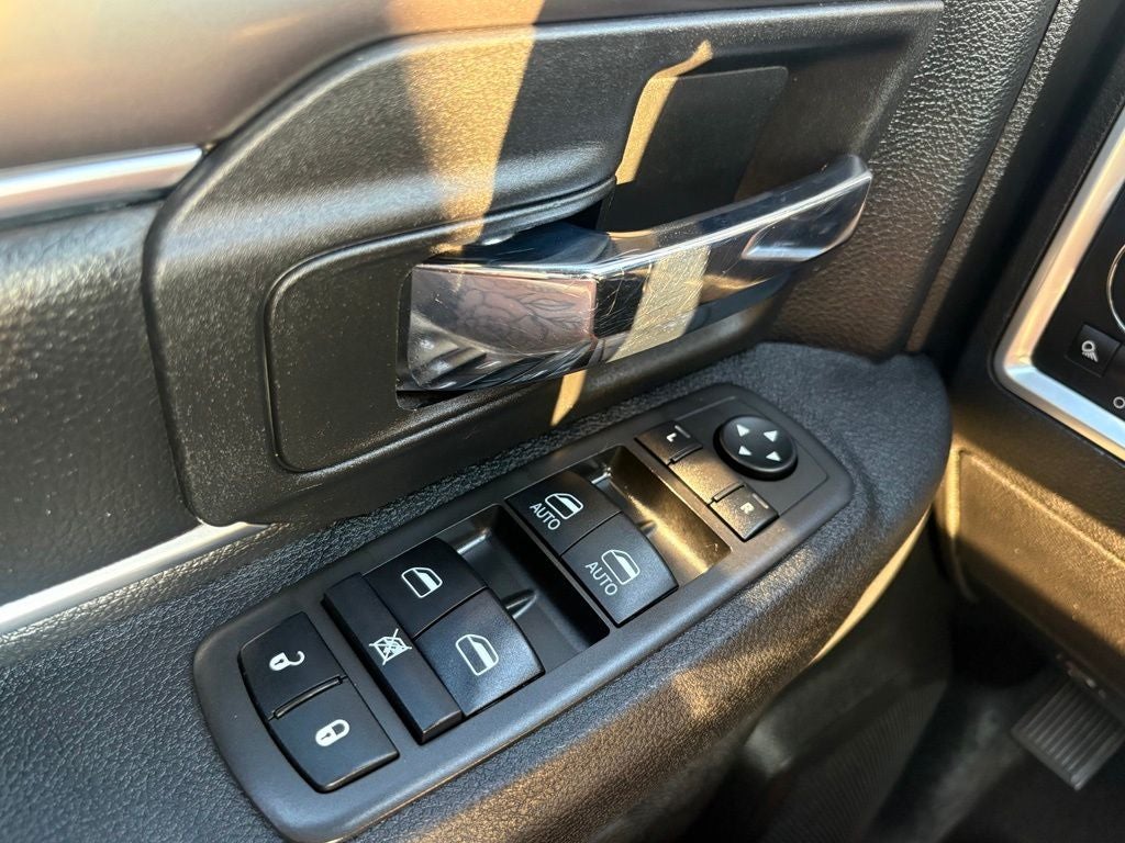 2021 RAM 1500 Classic Warlock Crew Cab 4x4 5'7' Box