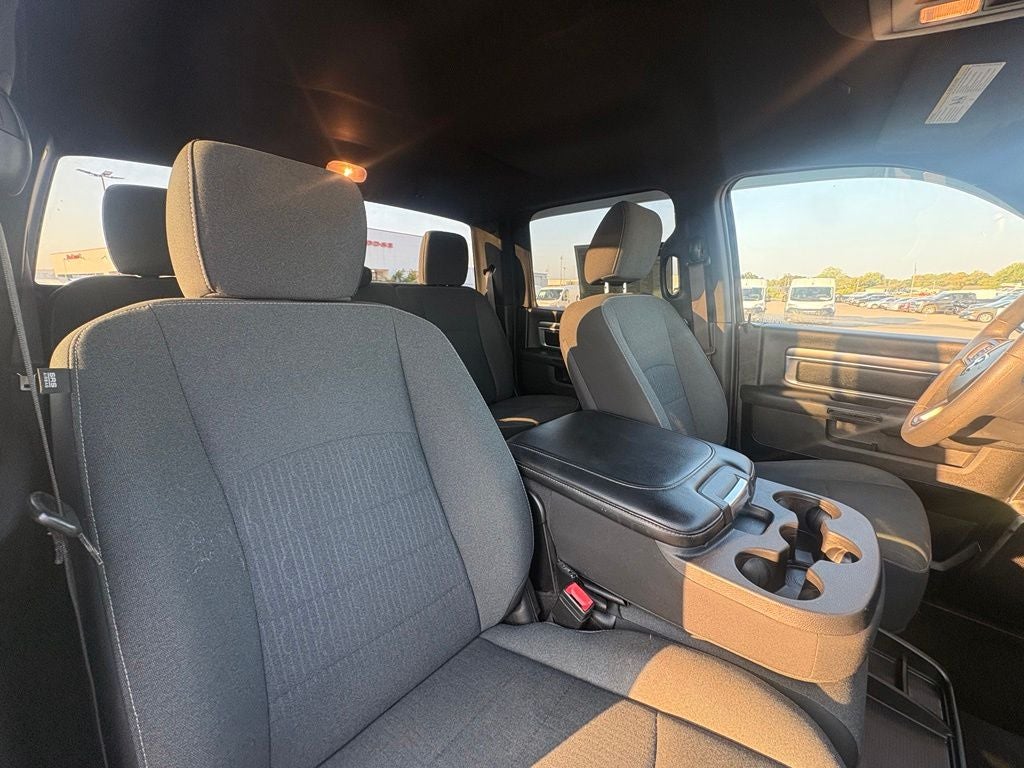 2021 RAM 1500 Classic Warlock Crew Cab 4x4 5'7' Box