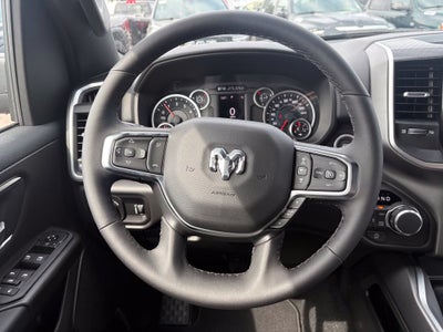 2027 RAM Ram 1500 RAM 1500 BIG HORN CREW CAB 4X4 5'7' BOX