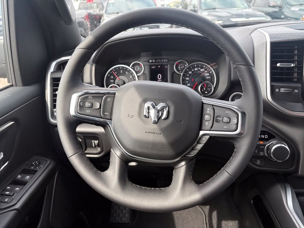 2027 RAM Ram 1500 RAM 1500 BIG HORN CREW CAB 4X4 5'7' BOX
