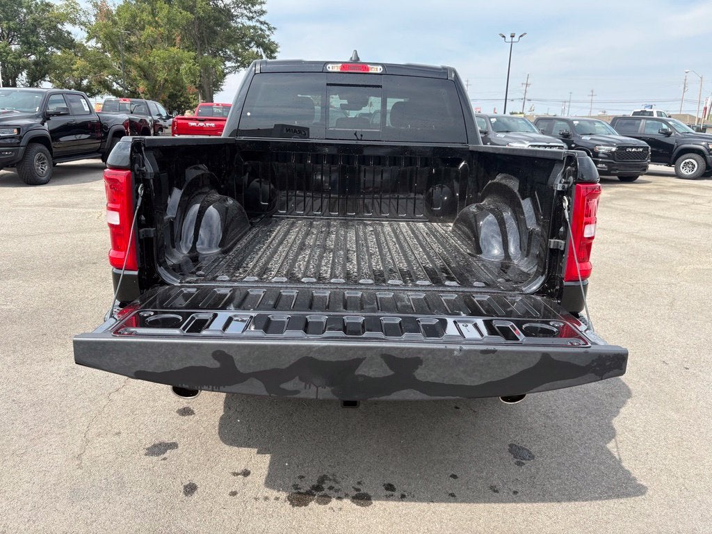 2027 RAM Ram 1500 RAM 1500 BIG HORN CREW CAB 4X4 5'7' BOX