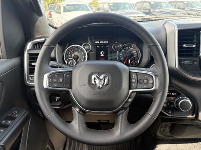 2025 RAM 1500 Big Horn Crew Cab 4x4 5'7' Box