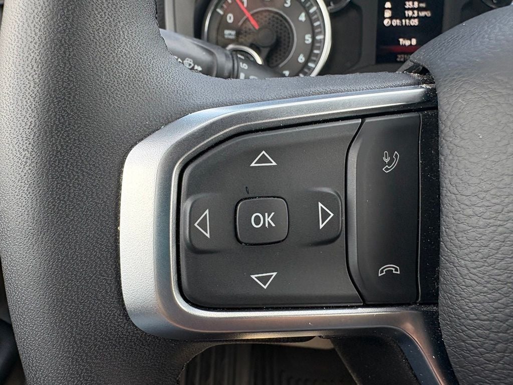 2025 RAM 1500 Big Horn Crew Cab 4x4 5'7' Box