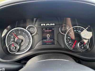 2025 RAM 1500 Big Horn Crew Cab 4x4 5'7' Box