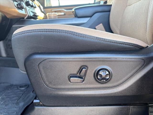 2020 RAM 1500 Big Horn Crew Cab 4x4 5'7' Box