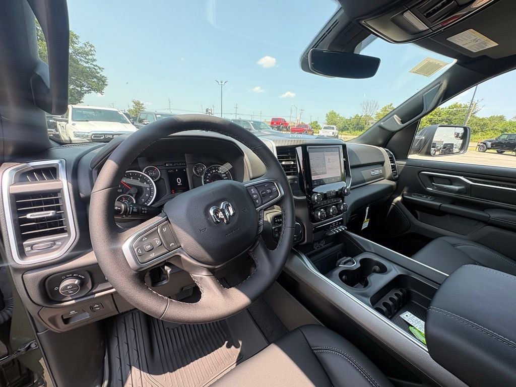 2026 RAM 1500 RAM 1500 BIG HORN CREW CAB 4X4 5'7' BOX