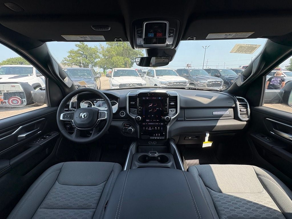 2026 RAM 1500 RAM 1500 BIG HORN CREW CAB 4X4 5'7' BOX