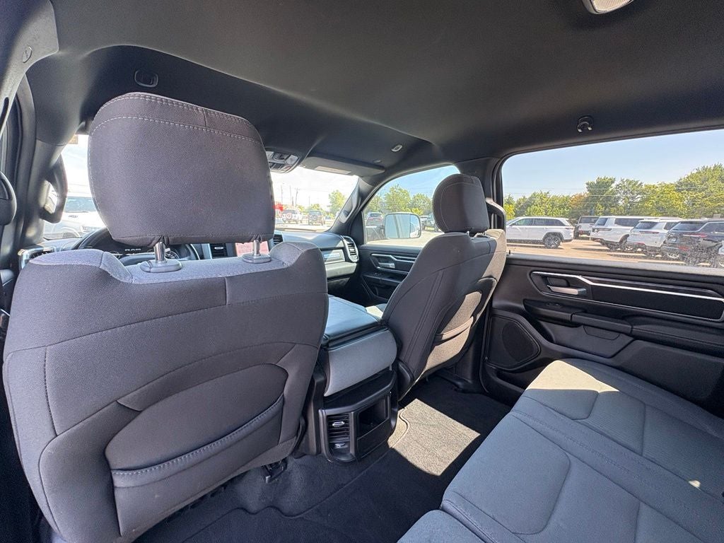 2024 RAM 1500 Big Horn Crew Cab 4x4 5'7' Box