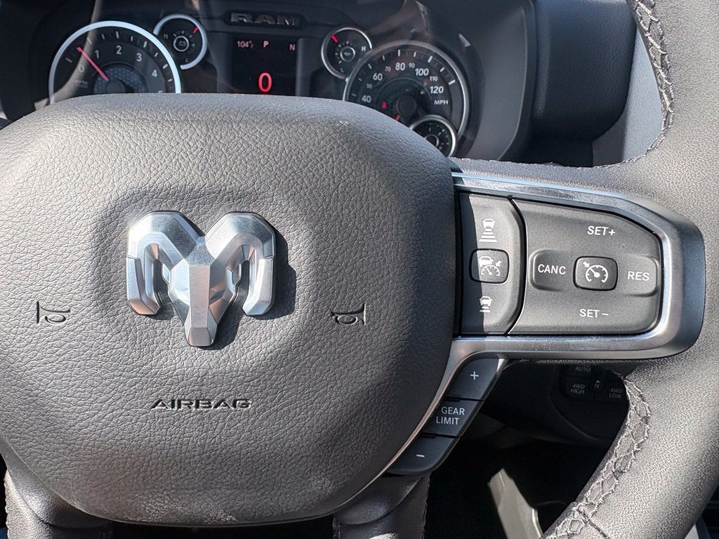 2027 RAM Ram 1500 RAM 1500 BIG HORN CREW CAB 4X4 5'7' BOX