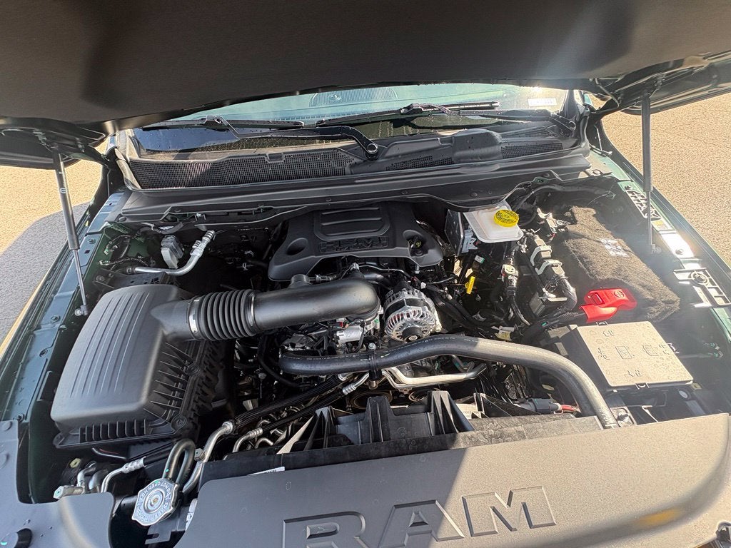 2027 RAM Ram 1500 RAM 1500 BIG HORN CREW CAB 4X4 5'7' BOX