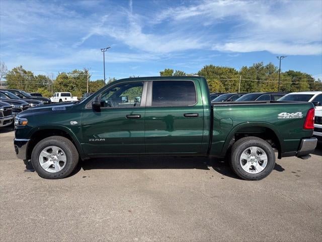 2027 RAM Ram 1500 RAM 1500 BIG HORN CREW CAB 4X4 5'7' BOX