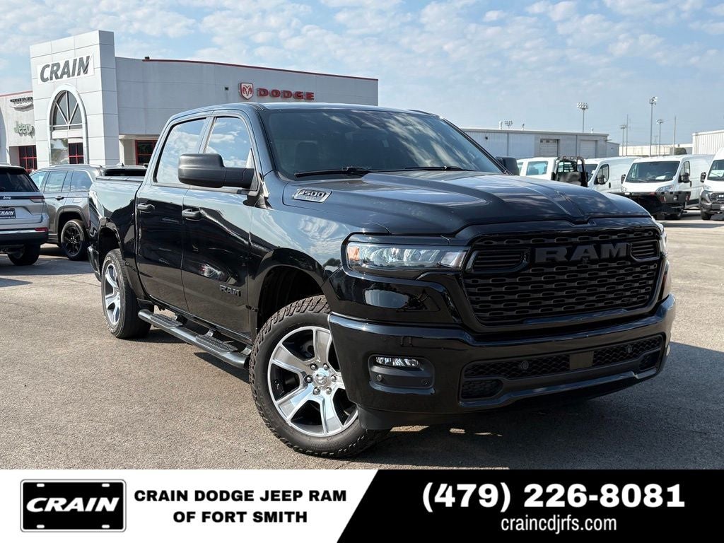 2025 RAM 1500 Tradesman Crew Cab 4x4 5'7' Box