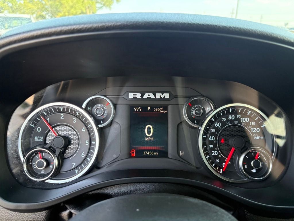 2025 RAM 1500 Tradesman Crew Cab 4x4 5'7' Box