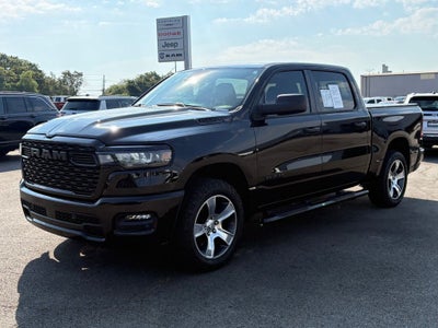 2025 RAM 1500 Tradesman Crew Cab 4x4 5'7' Box