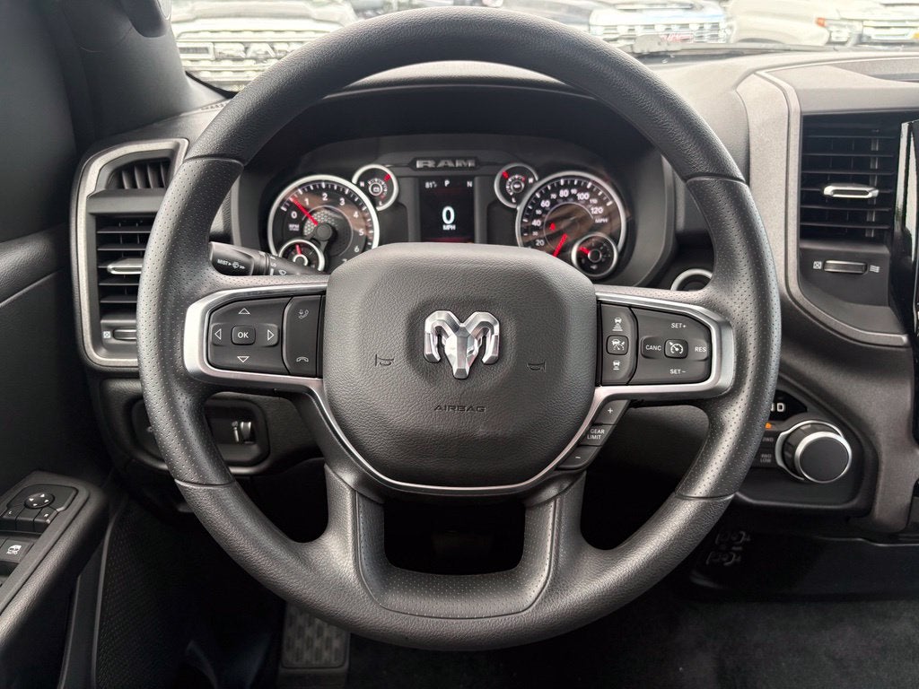 2027 RAM Ram 1500 RAM 1500 TRADESMAN CREW CAB 4X4 5'7' BOX