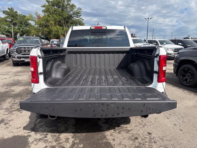 2027 RAM Ram 1500 RAM 1500 TRADESMAN CREW CAB 4X4 5'7' BOX
