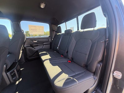 2027 RAM Ram 1500 RAM 1500 EXPRESS CREW CAB 4X4 5'7' BOX