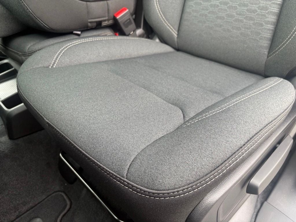 2026 RAM 1500 RAM 1500 TRADESMAN CREW CAB 4X4 5'7' BOX