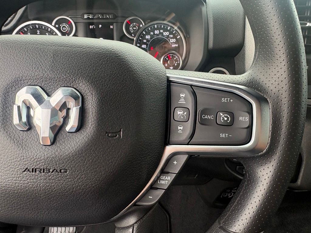 2026 RAM 1500 RAM 1500 TRADESMAN CREW CAB 4X4 5'7' BOX